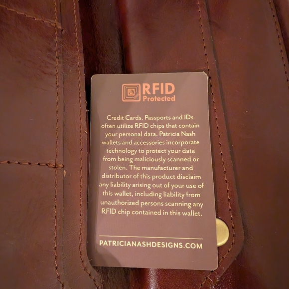 Patricia Nash Loxley Wallet. NWT. - Picture 5 of 8